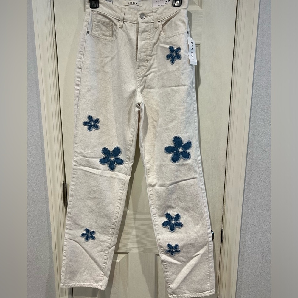 Pacsun white dad jeans with indigo flowers size 25